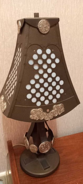 Настільна лампа з радянських часів