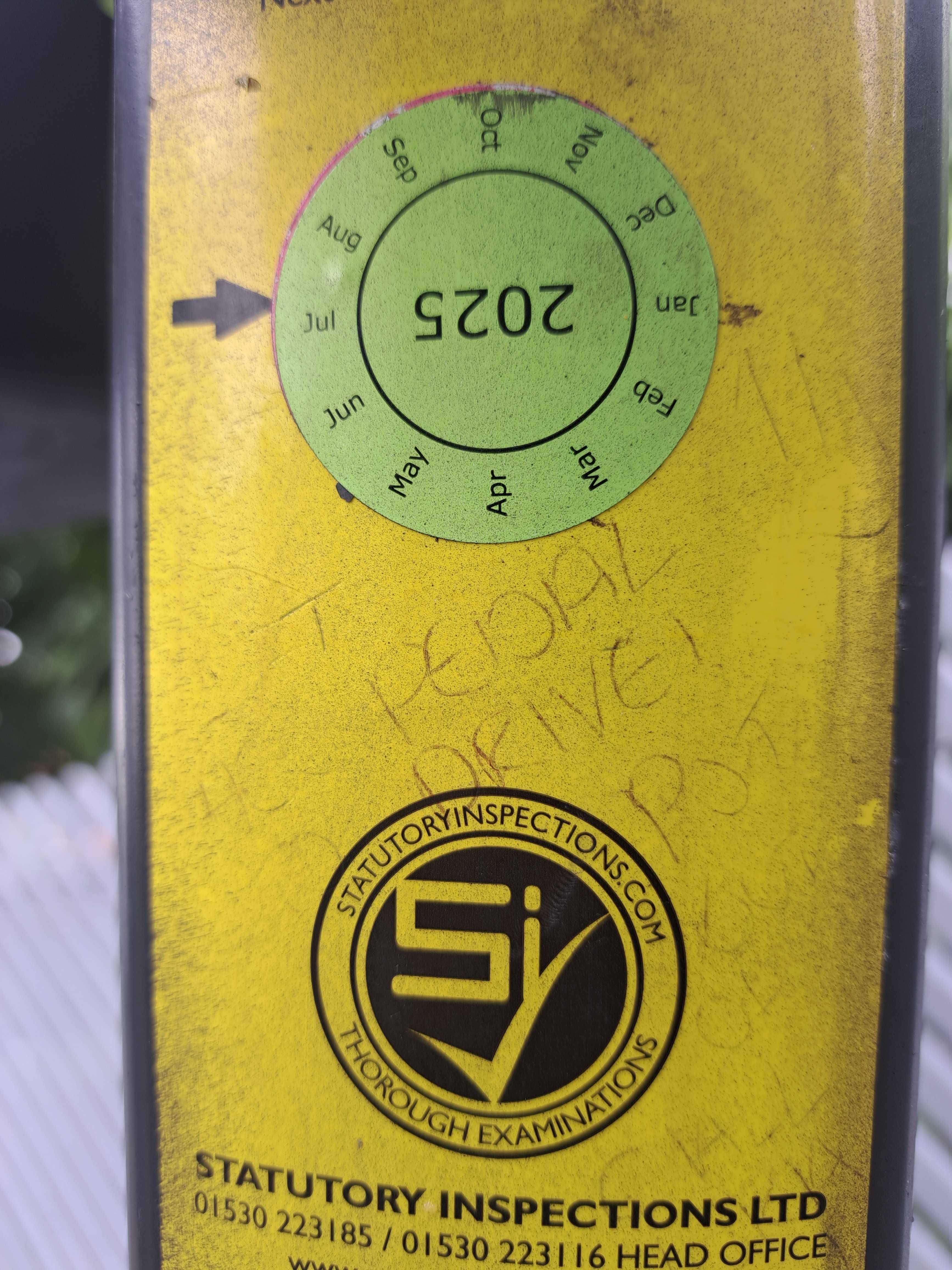 Wózek widłowy elektryczny  Linde E20PH Triplex  5210 mth.