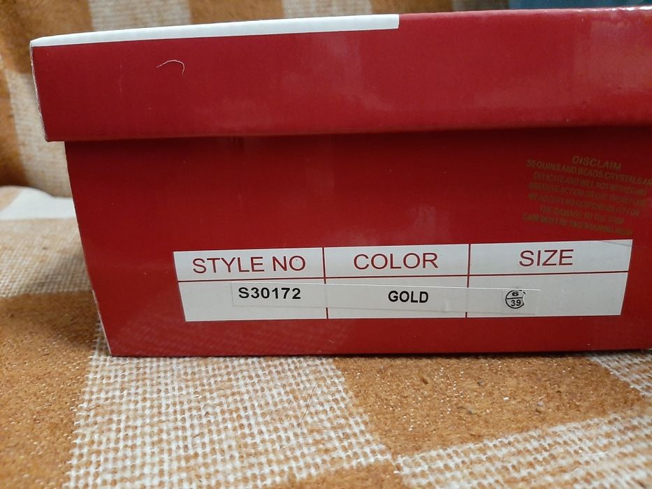 Diamentowe wysokie szpilki Krasceva rozmiar 39 kryształki