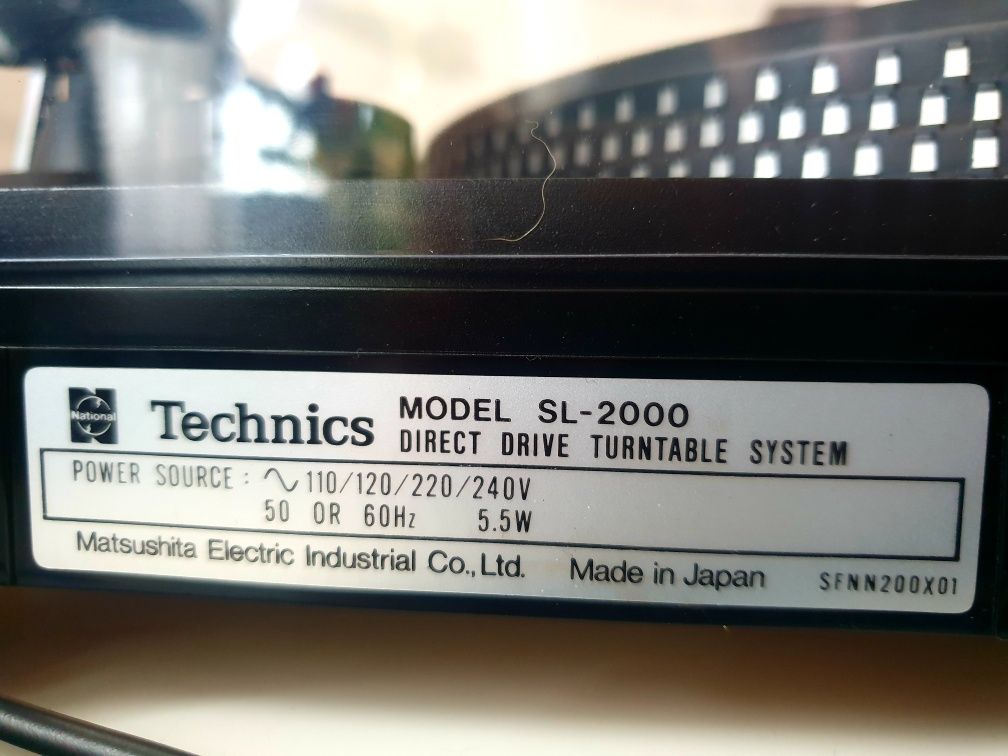 Technics SL-2000 Gramofon z napędem bezpośrednim-stan kolekcjonerski