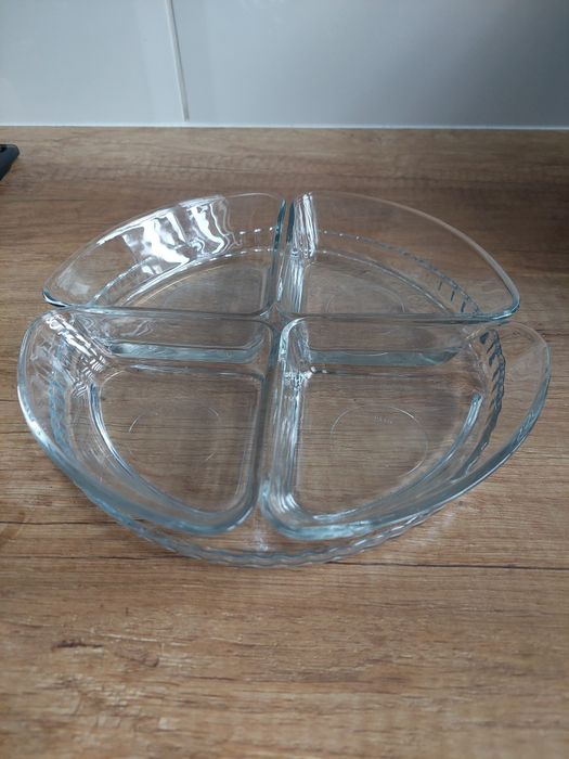 Zestaw do serwowania przystawek 4+1