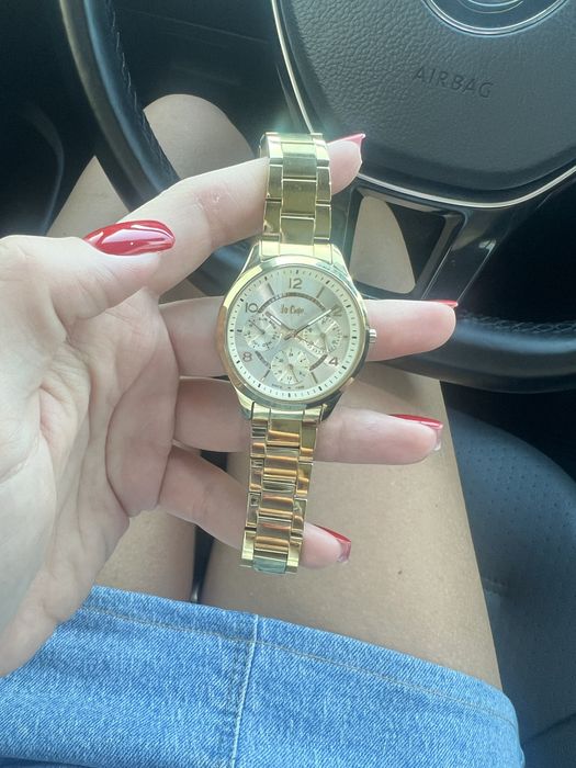 Продам часы lee cooper