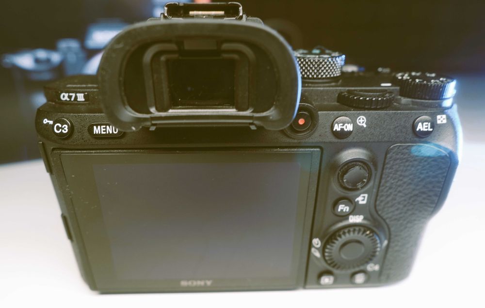 Sony A7 III – stan idealny, 1123 zdjęcia, jak nowy, komplet producenta