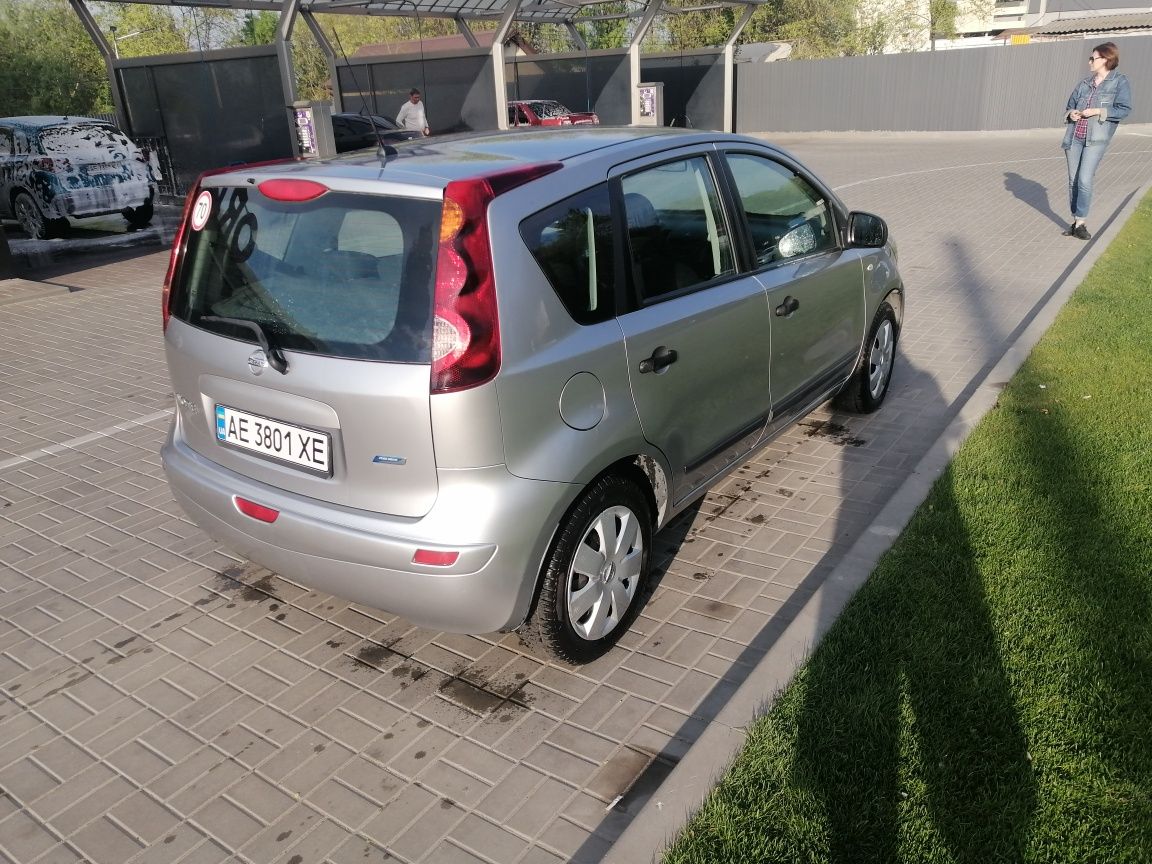 Ніссан Нота Ниссан Нота Nissan note