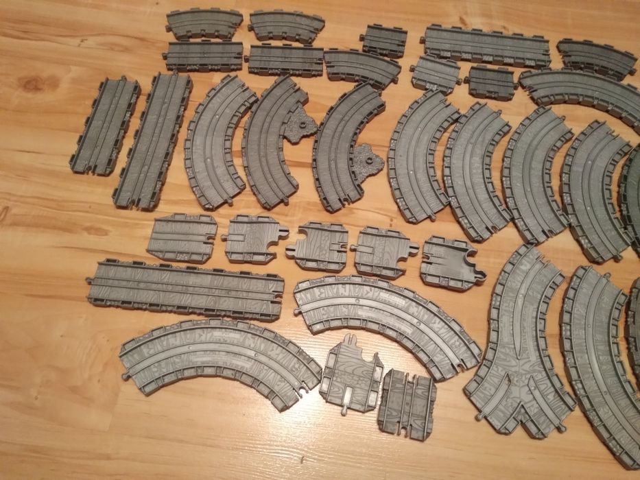 Duży zestaw torów Tomek I przyjaciele na magnes