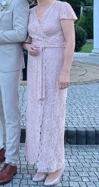 Elegancka koronkowa sukienka na wesele maxi z rozcięciem
