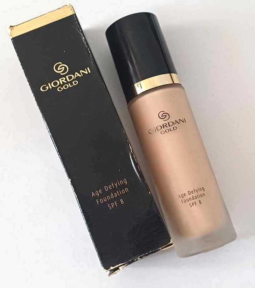 Podkład ujędrniający Giordani Gold Age Defying 8 spf Porcelain