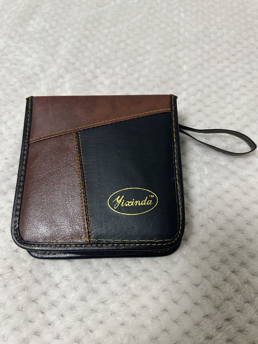 Футляр для CD-дисків