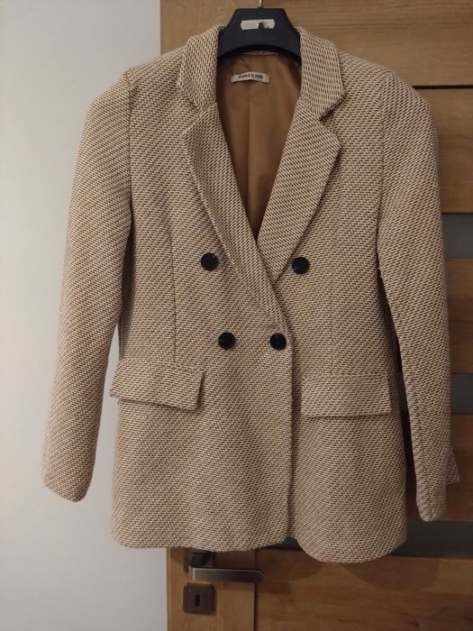 Marynarka damska, importer włoski w rozmiarze L. Stan idealny.