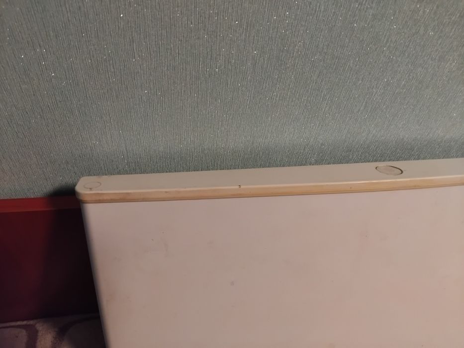 Продам дверку холодильника EXQWISIT 214-6.