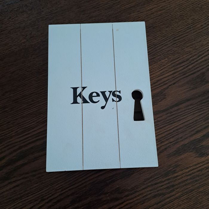 Domek na klucze stan dobry