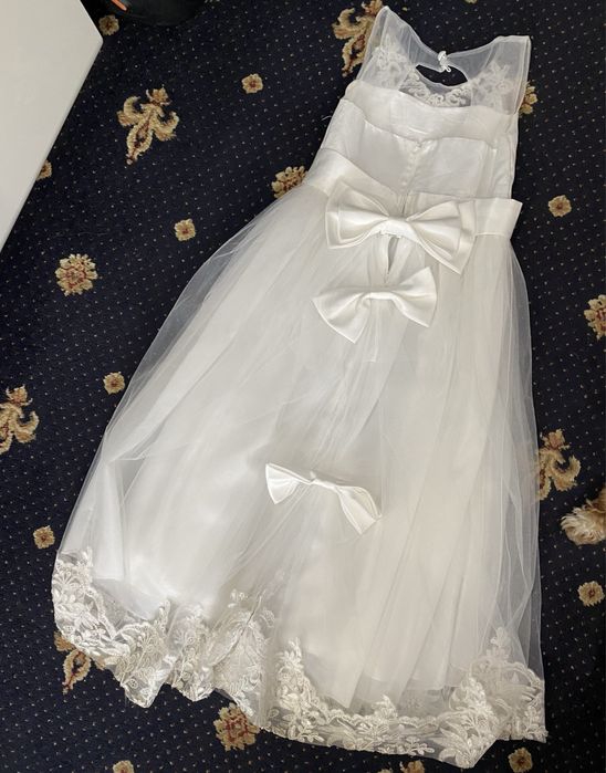 Плаття на свята як нові