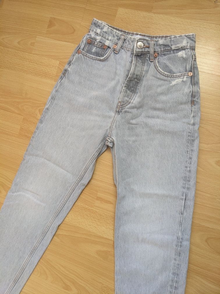 Класні джинси зара 34 розмір
