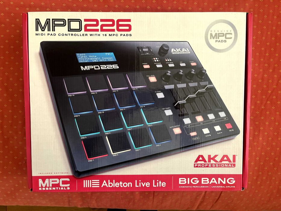 Controlador DJ AKAI MPD 226