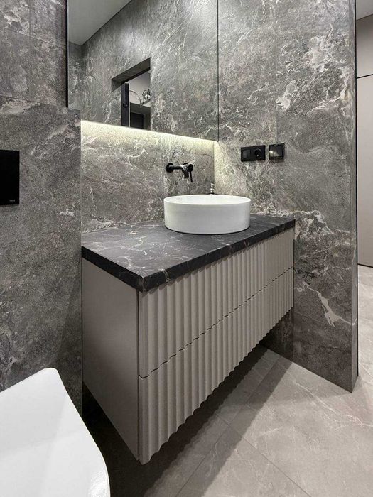 Стильна дизайнерська 1-к квартира в ЖК Липки, біля озера та парку