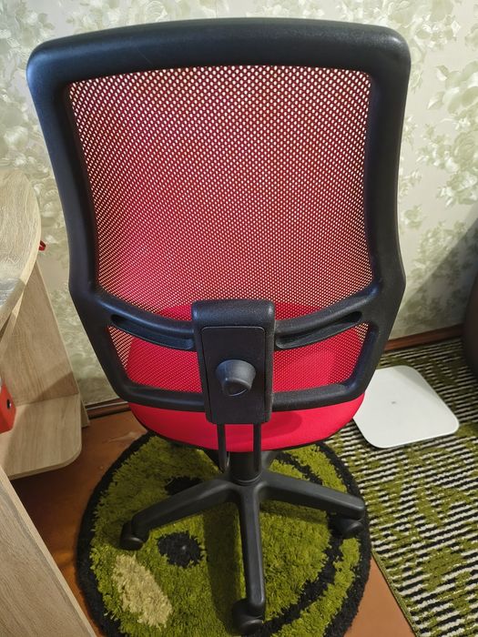 Комп'ютерне крісло