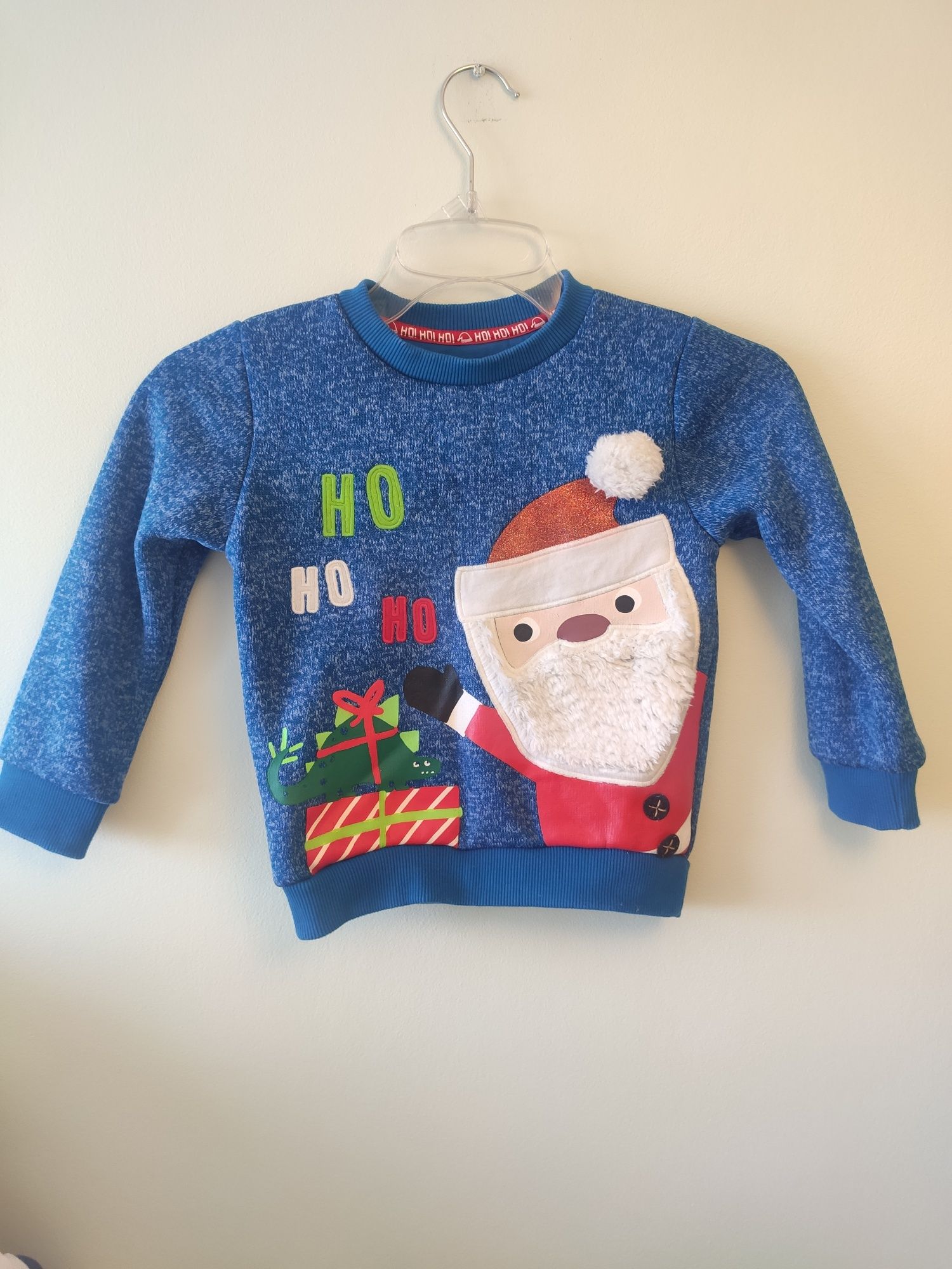 Sweter z Mikołajem  F&F rozm 110 gruby