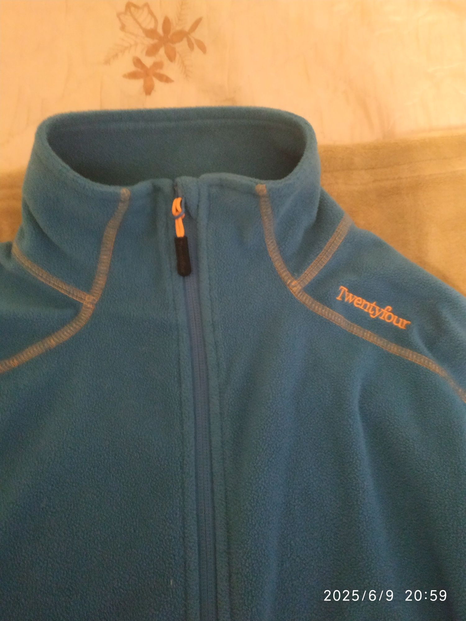Bluza damska z polaru niebieska, r S/M, używana