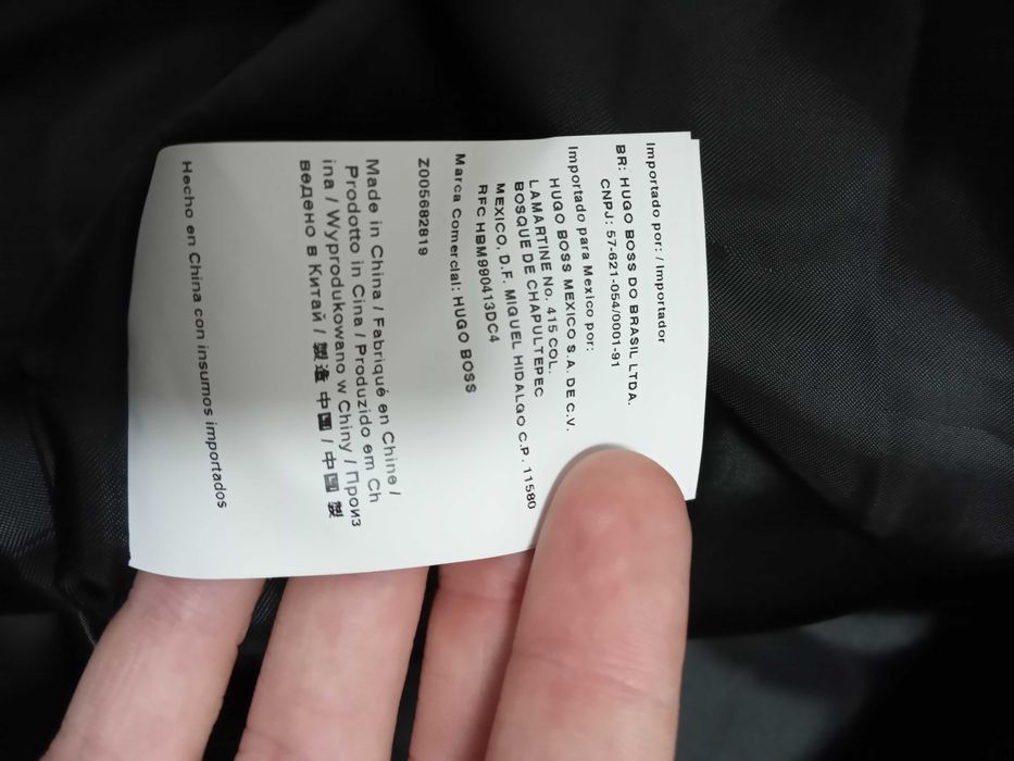 Куртка Hugo Boss L размер с подкладом