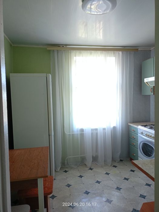 Підселення в двокімнатну квартиру ( без власниці).