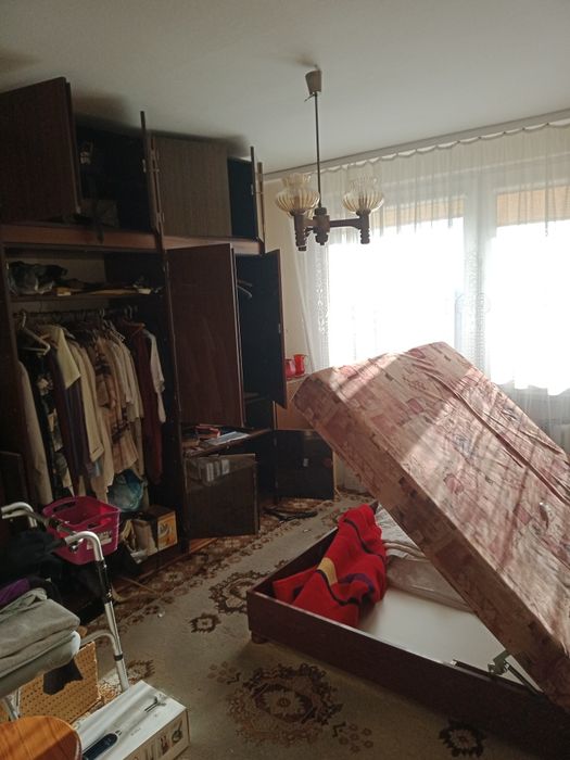 Opróżnianie Mieszkań Domów Wywóz Mebli Śmieci Mieszanych Przeprowadzki