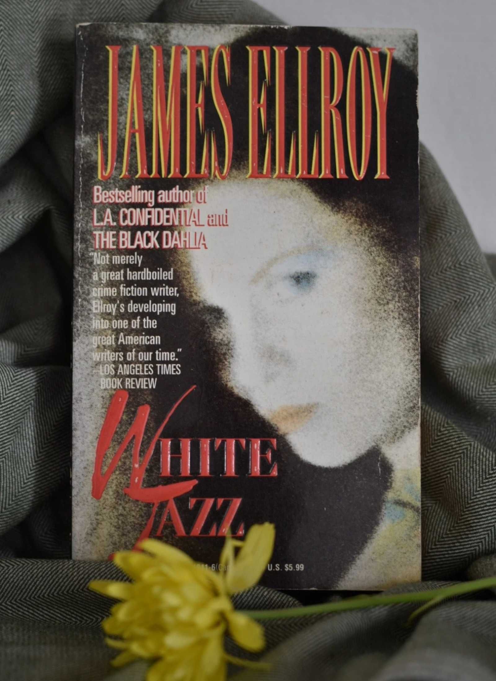 Livro "White Jazz", James Ellroy.