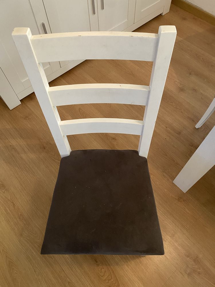 4 cadeiras para mesa de jantar