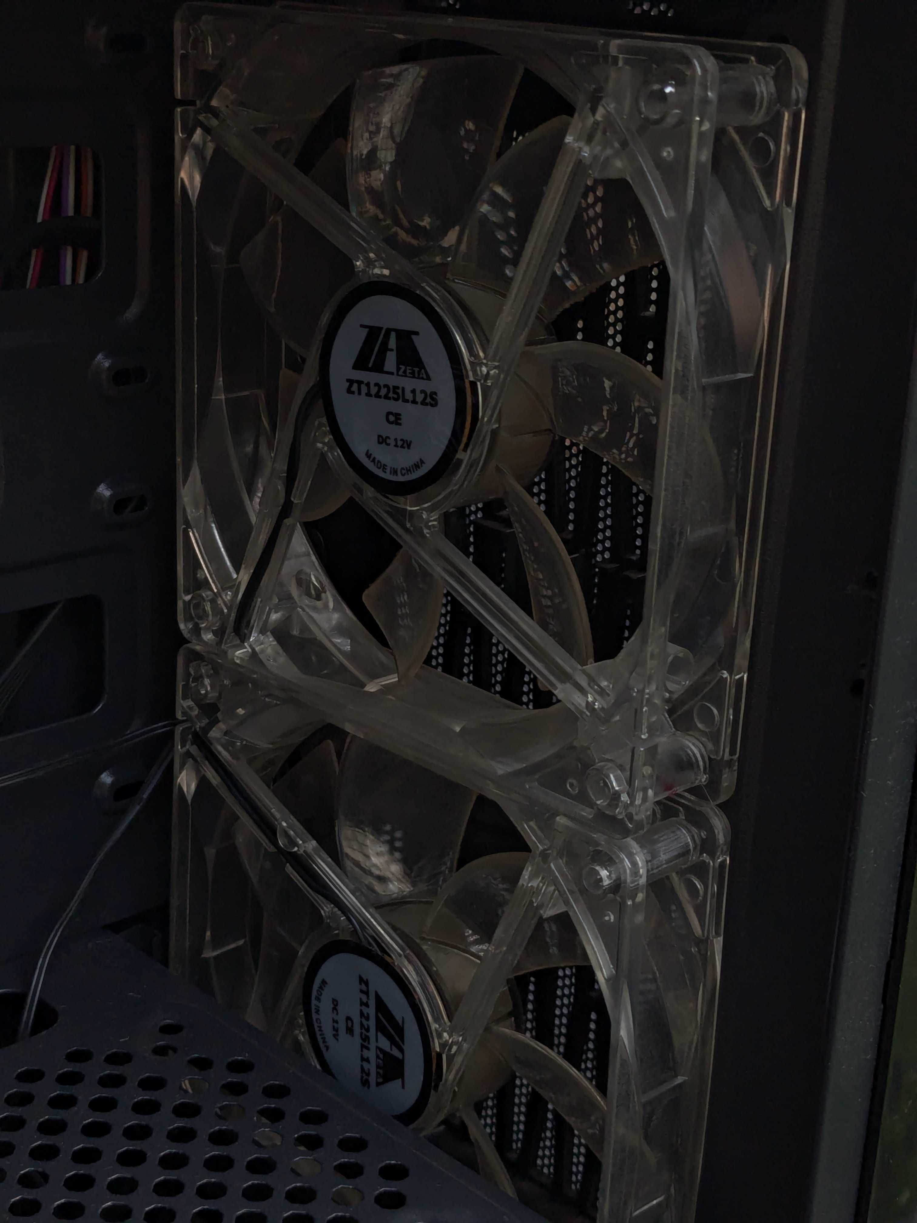 Komputer stacjonarny i3-8100, Gigabyte Radeon HD7850