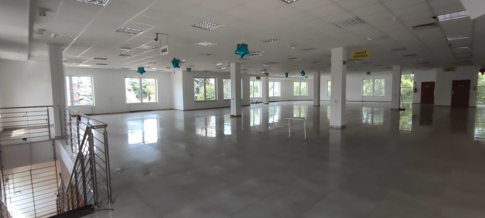 Lokal 700m2 do wynajęcia w Centrum Połańca