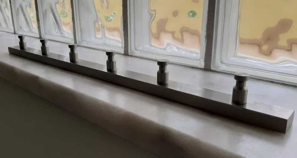 Cabide de parede em aço inoxidável (da loja Inexistência) - Usado