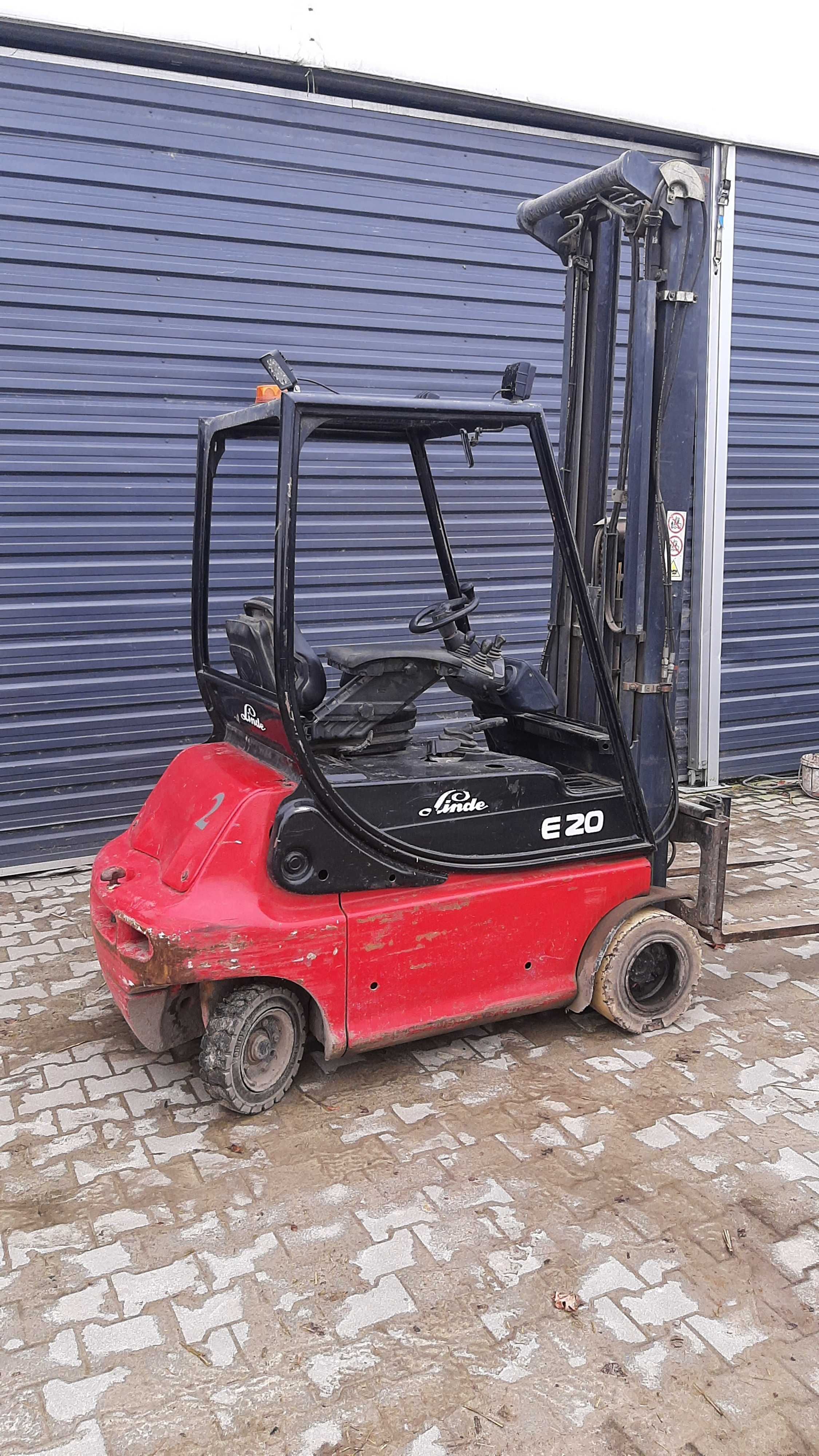 Wózek widłowy linde e 20 triplex