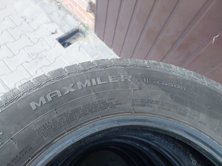 Komplet opon 195/75/R16C