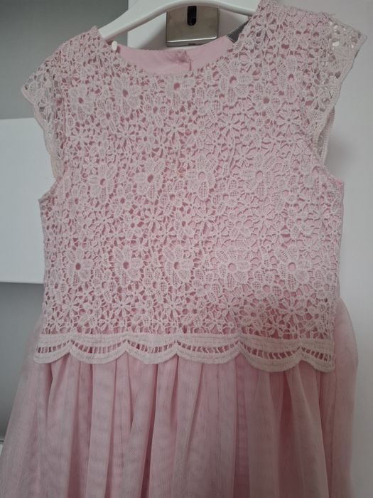 Sukienka różowa dziewczęca rozmiar 116 na 5-6 lat