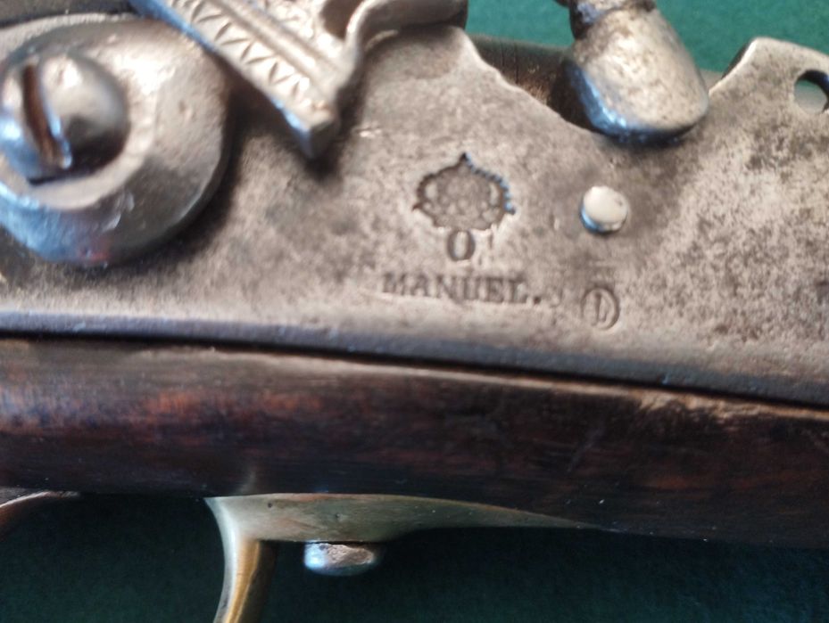 Pistola de percussão do sul da Europa, por volta de 1840.