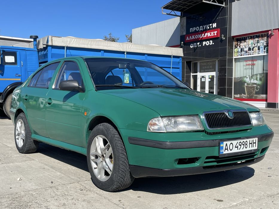 Skoda Octavia ( Tour )