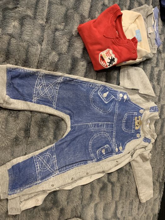 Roupa bebé 6/ 9 meses