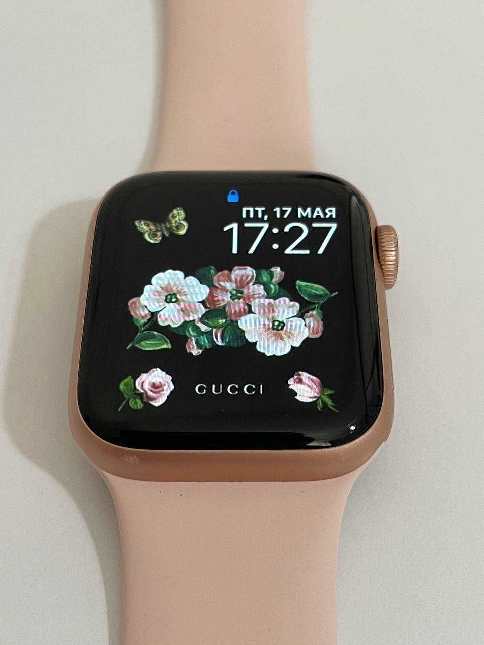 Продам Apple Watch Series 4 40 mm