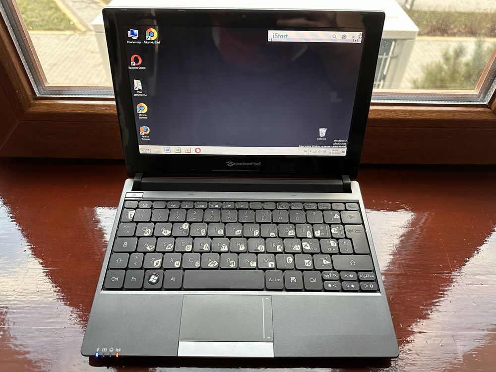 Продам Нетбук Packard bell 250gb