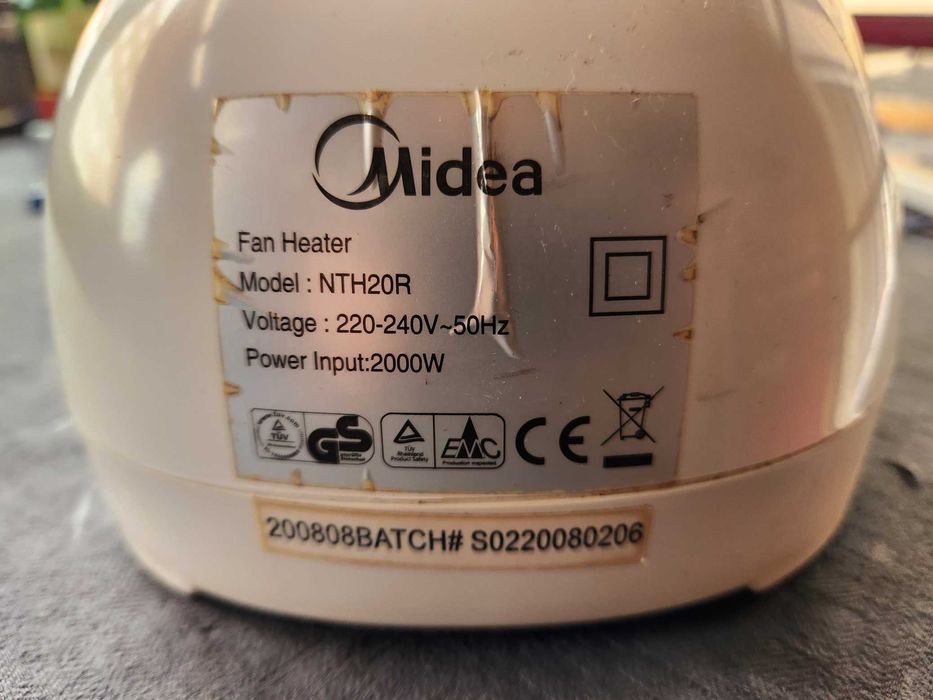 Aquecedor de parede com comando