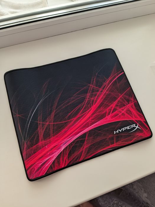 Новий ігровий килимок HyperX Fury M