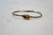 Bransoletka w stylu claddagh clasping hands elegancka vintage stara 23