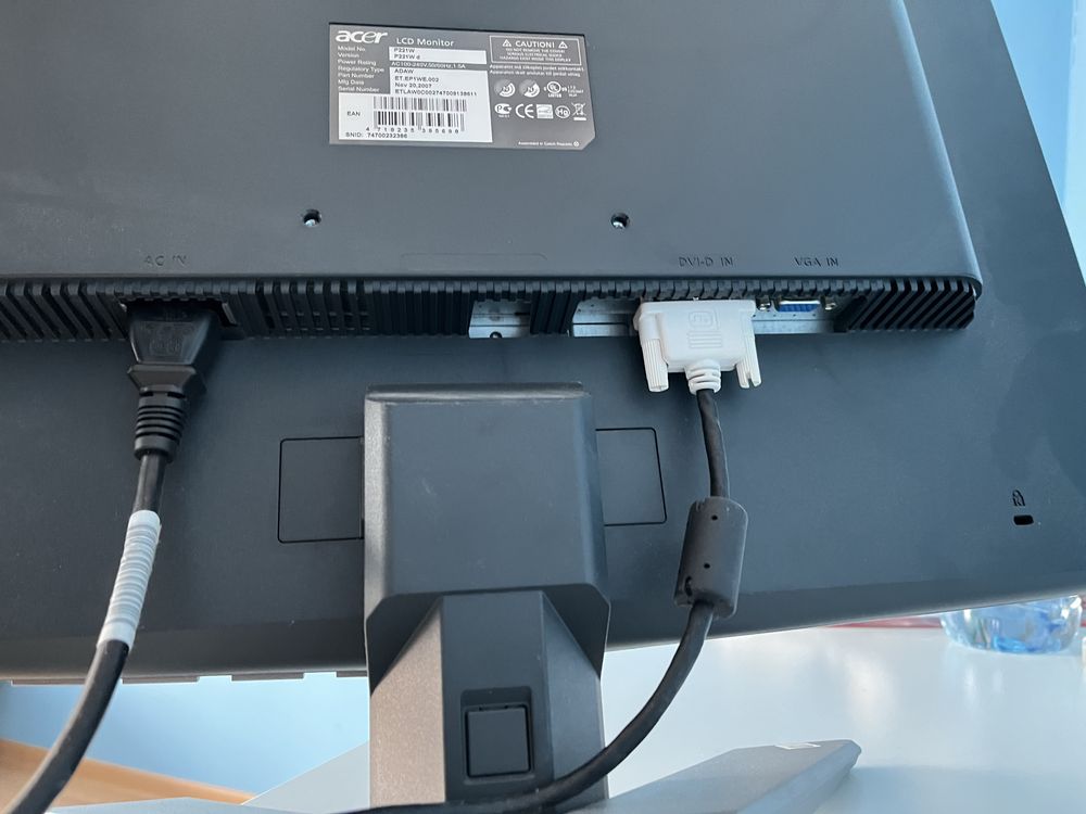 Monitor acer 22”+ klawiatura stacjonarna esperanza