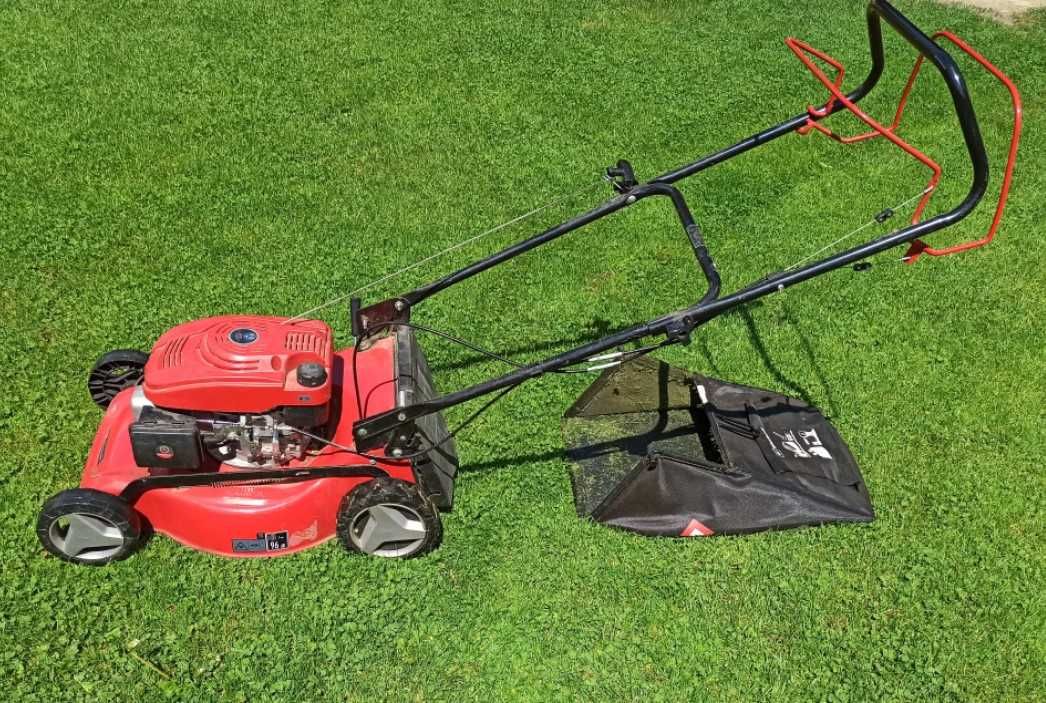 Kosiarka spalinowa Einhell GC-PM 46/4