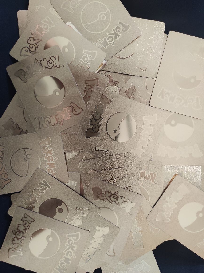 Cartas de Pokémon Falsas - 10 cartas por 2€