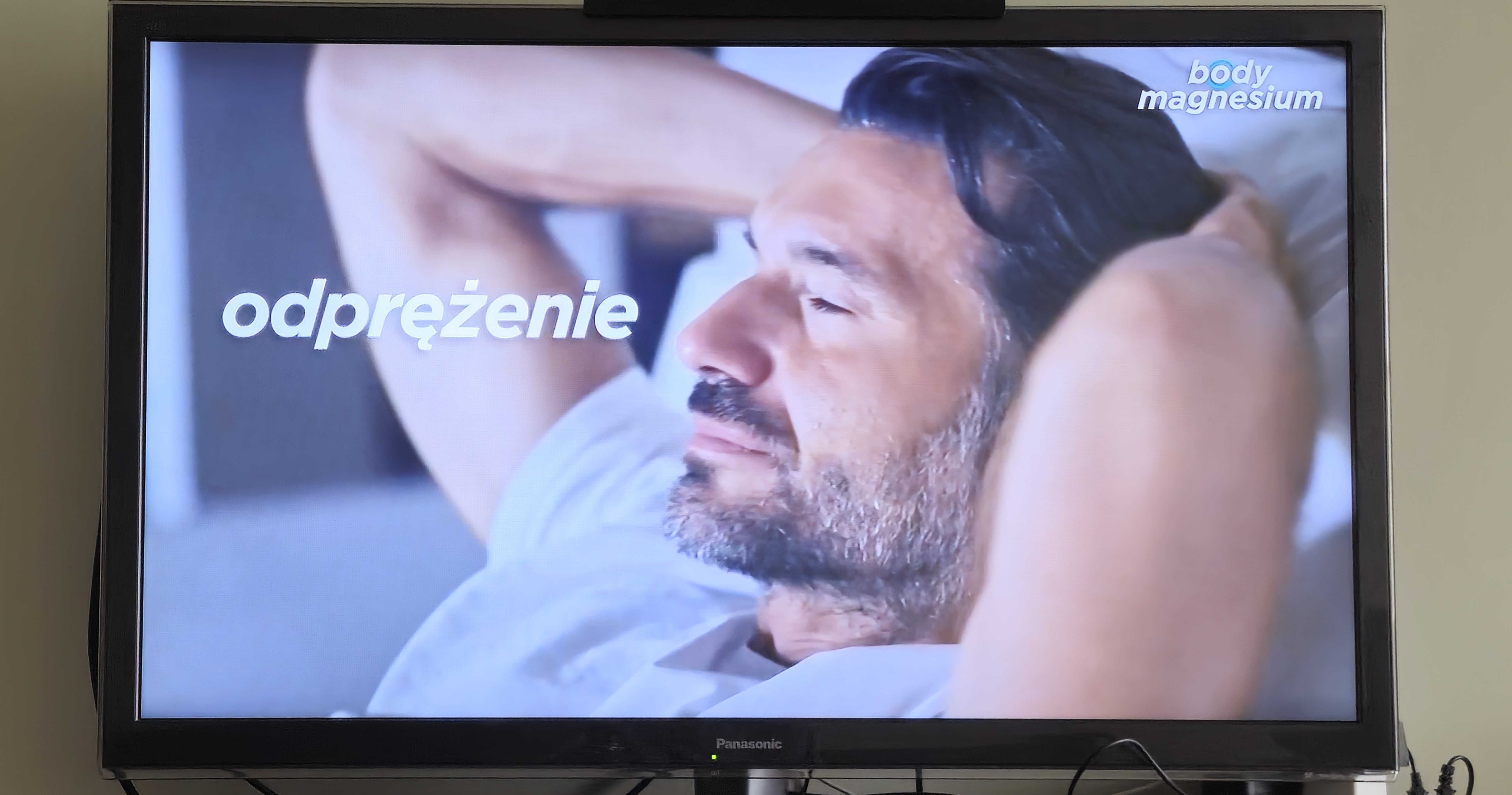 Sprzedam TV Panasonic 42'' LED Full HD 3D TX-L42ET5E 300Hz