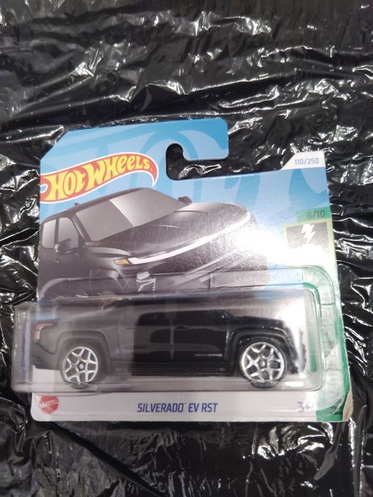 Auto hot wheels nowe