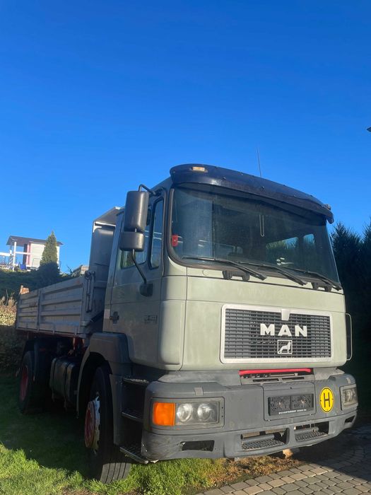 Sprzedam samochód ciężarowy