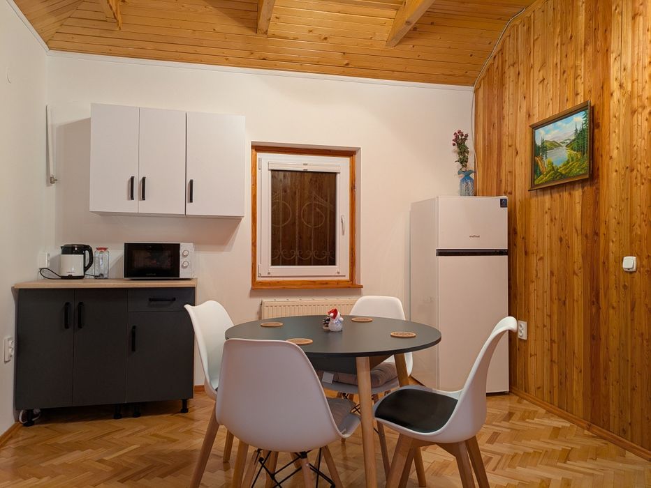 Будинок Славське "Солодка мить", Без господарів, Центр