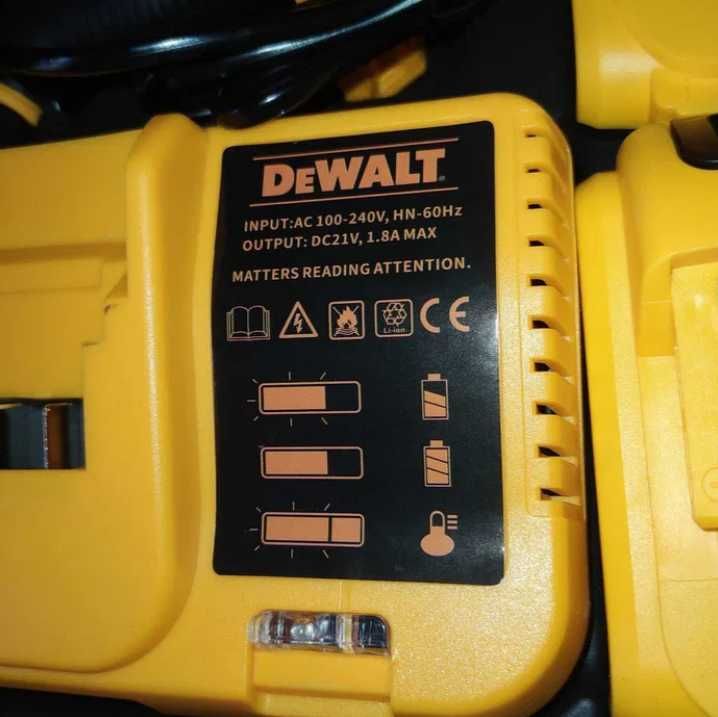 Профессиональный шуруповерт dewalt 24V/5A аккумуляторный