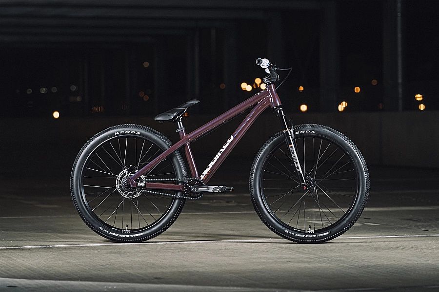 Rower Dirt NS BIKES Movement 24/2025 + Gratis Pomka Bezpłatna ubezpiec